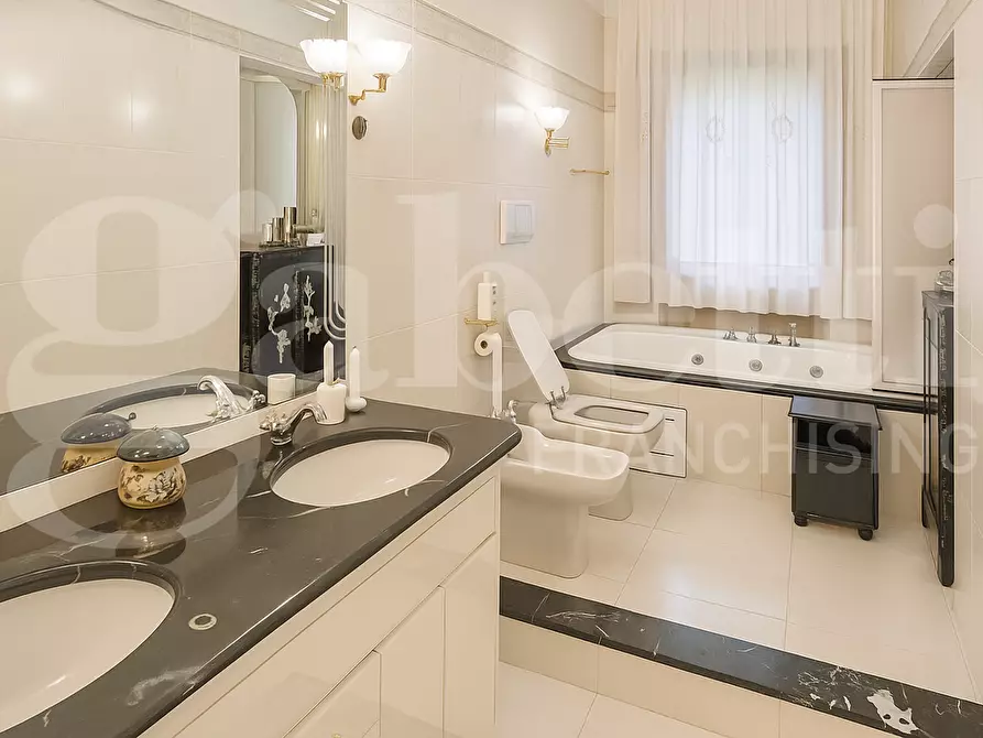 Immagine 20 di Casa quadrifamiliare in vendita  in Strada Santa Brigida, 64 a Moncalieri