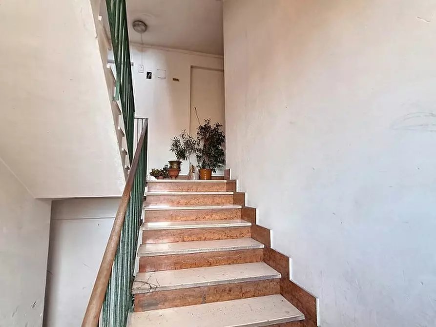 Immagine 5 di Appartamento in vendita  in Via Roma a Melito Di Napoli