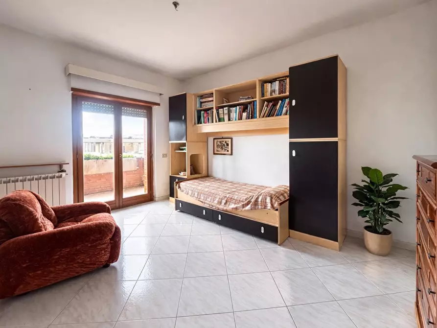 Immagine 17 di Appartamento in vendita  in Vicolo Dei Monti Di San Paolo, 4 a Roma