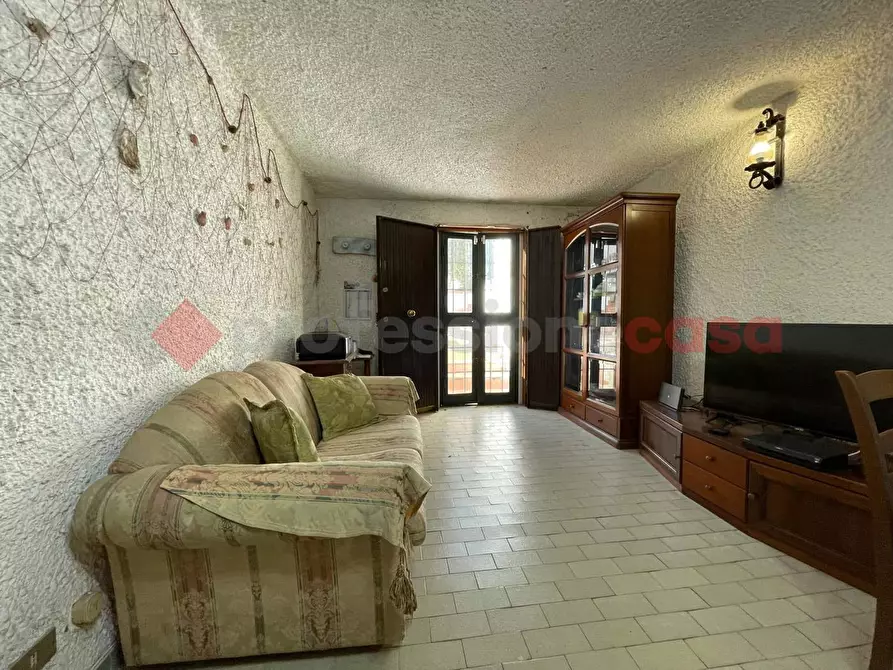 Immagine 25 di Appartamento in vendita  in Via MEDIANA VECCHIA, 20 a Terracina