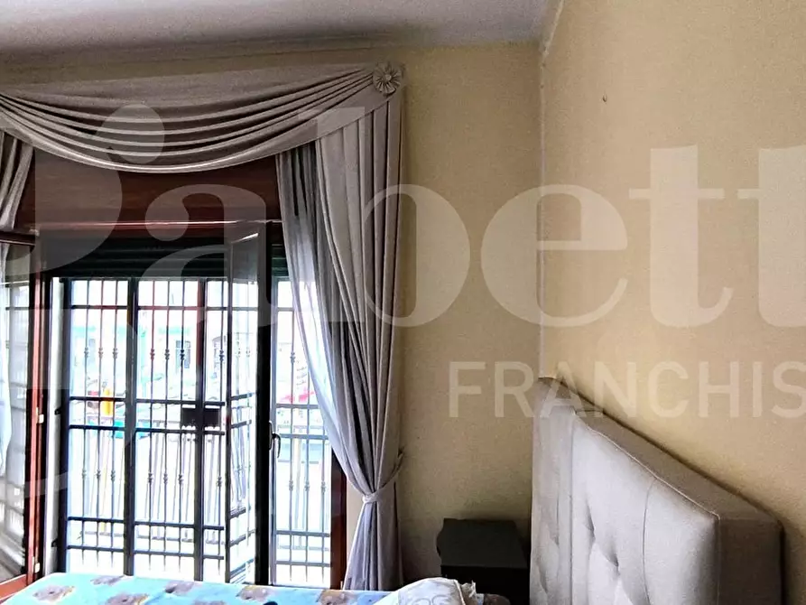 Immagine 11 di Appartamento in vendita  in Via stadera a Napoli