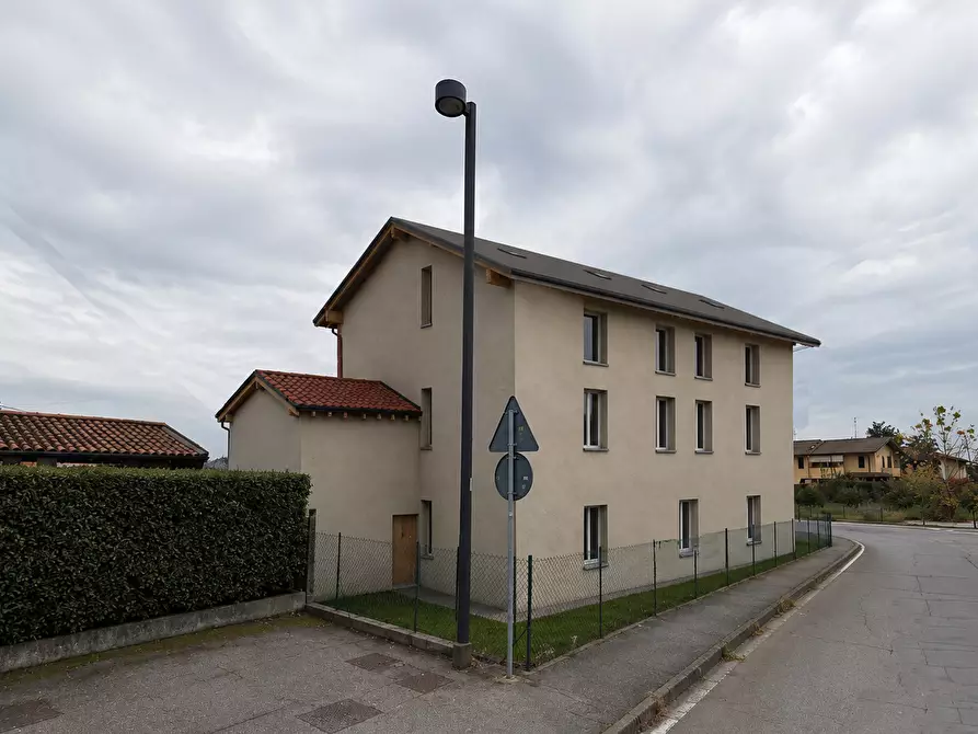 Immagine 3 di Appartamento in vendita  in Via CATTARELLO, 4 a Chiari