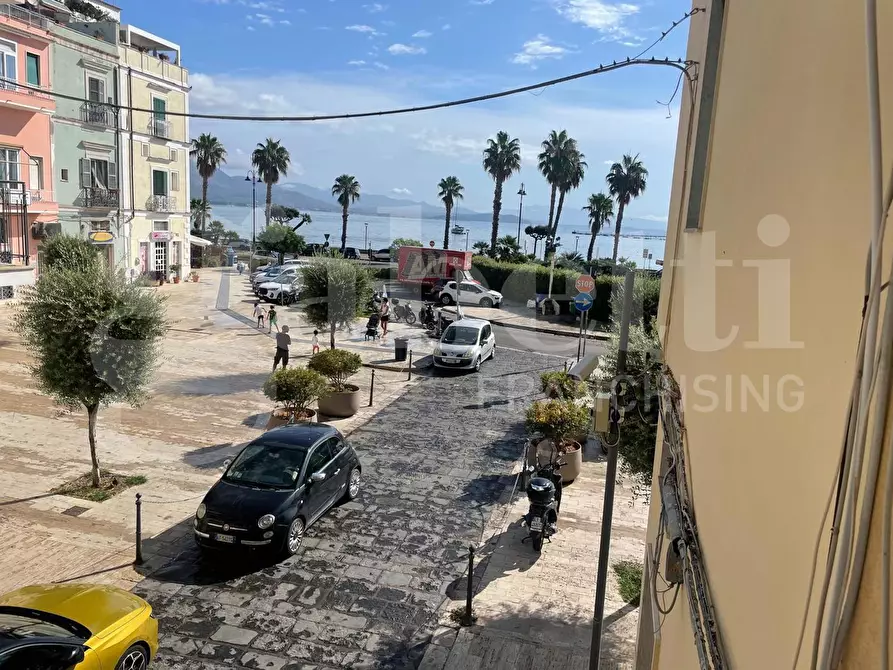 Immagine 18 di Appartamento in vendita  in Traversa Piazza Mare all'Arco, 5 a Gaeta