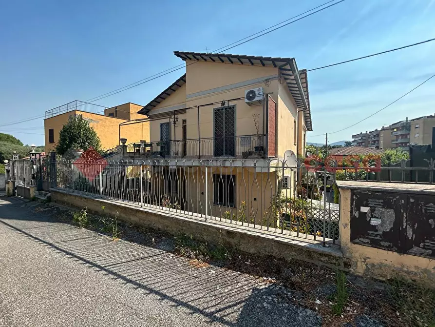 Immagine 25 di Appartamento in vendita  in Via Vecchia di Marino a Grottaferrata