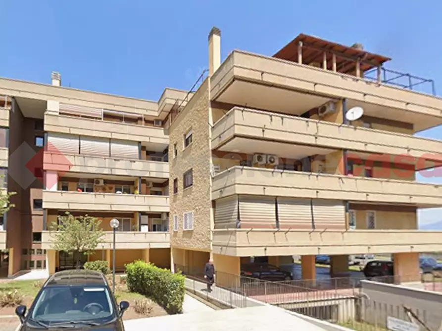 Immagine 6 di Box auto in affitto  in Via Gioacchino Russo a Roma