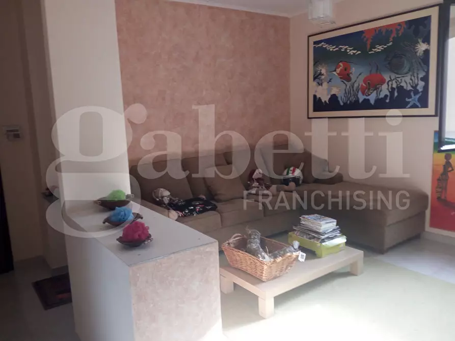 Immagine 32 di Appartamento in vendita  in Piazza SANDRO PERTINI, 22 a Taranto