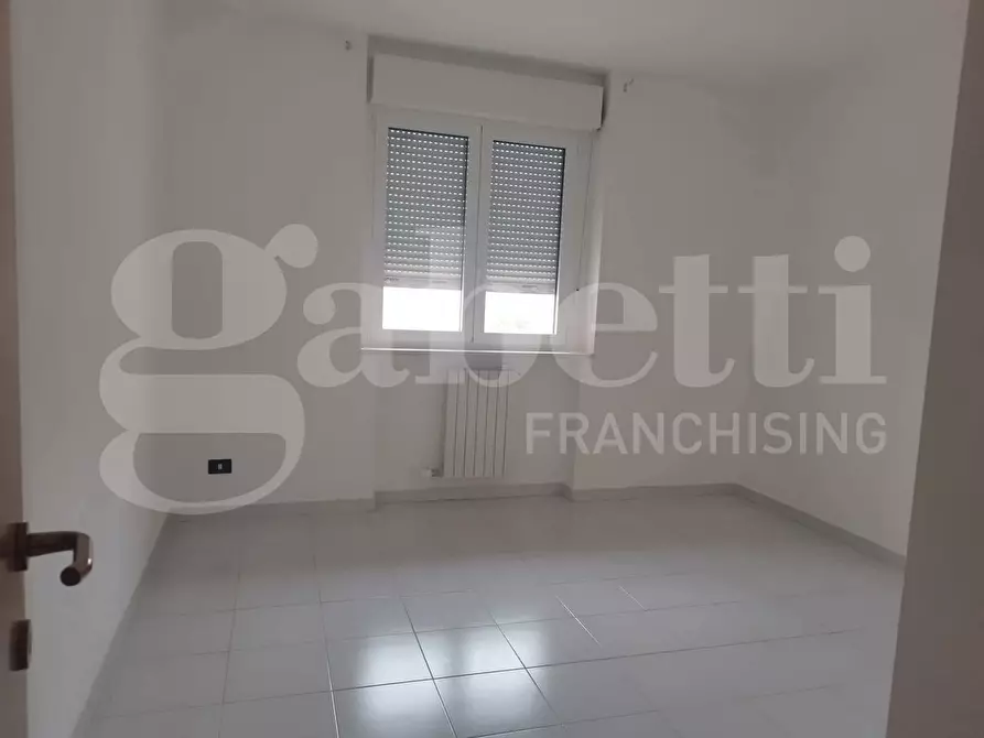 Immagine 3 di Appartamento in vendita  in Piazza SANDRO PERTINI, 11 a Taranto