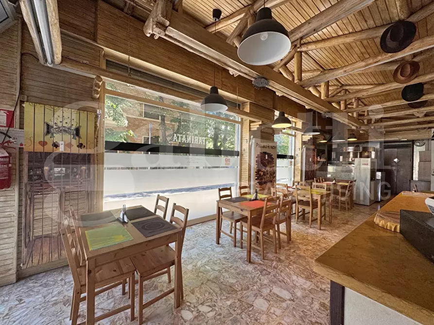 Immagine 3 di Bar / Ristorante in vendita  in Viale Gramsci a Grugliasco