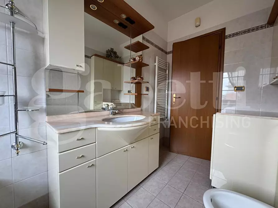 Immagine 25 di Appartamento in vendita  in Via Beniamino Segre, 15 a Roma