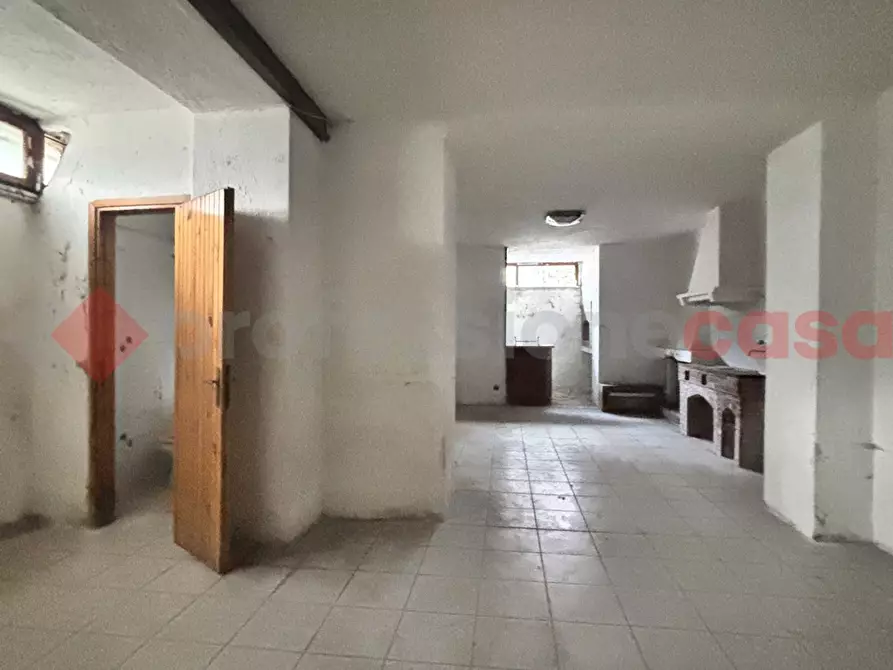 Immagine 39 di Villa in vendita  in Via Villini, 21 a Alatri