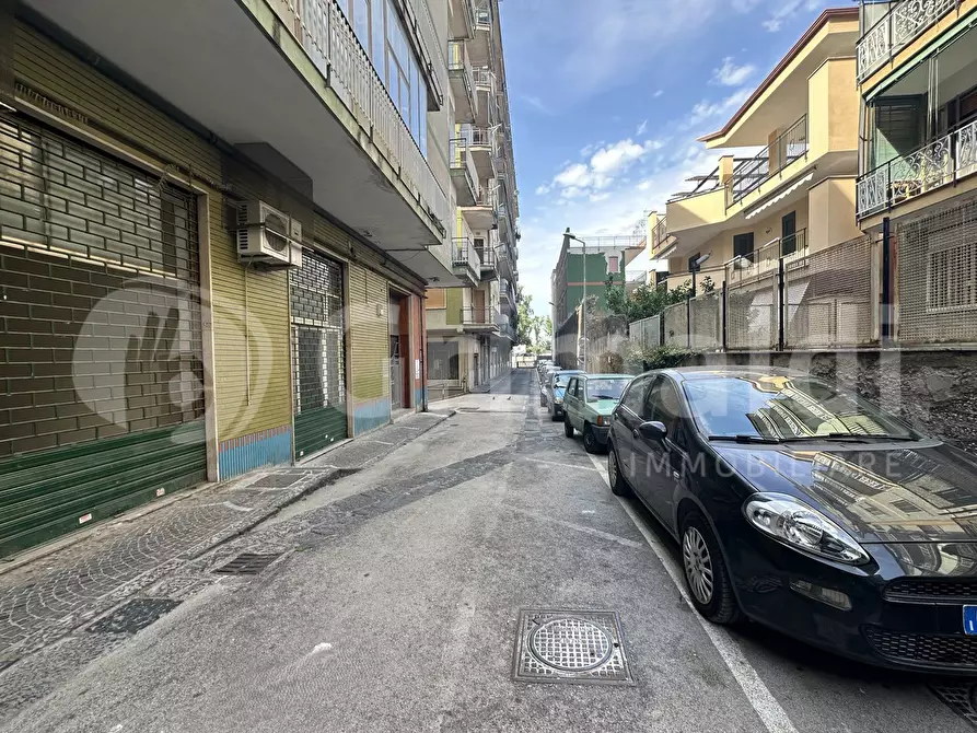 Immagine 10 di Negozio in vendita  in Via Roma, 464 a Pomigliano D'arco