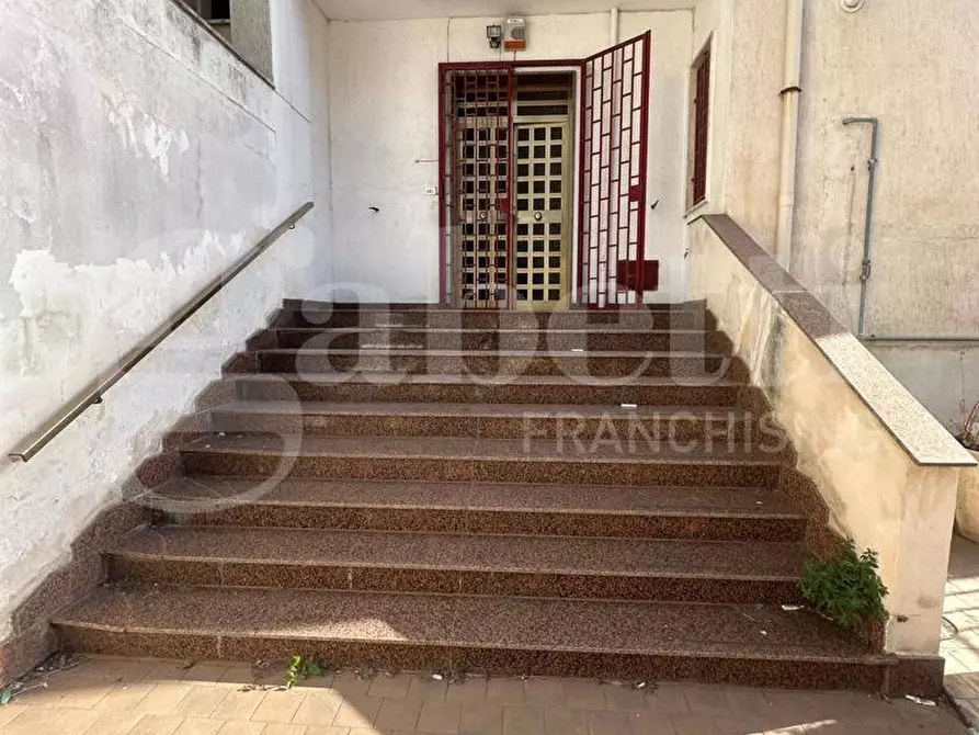 Immagine 3 di Ufficio in affitto  in Via Nino Sansone a Ostuni