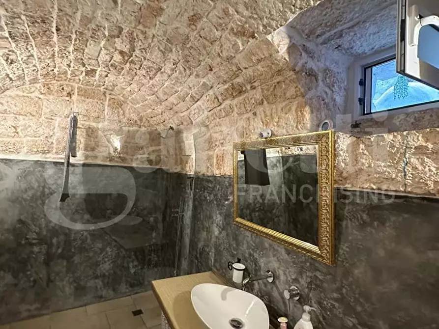 Immagine 18 di Casa indipendente in vendita  in Via Guiscardi a Ostuni