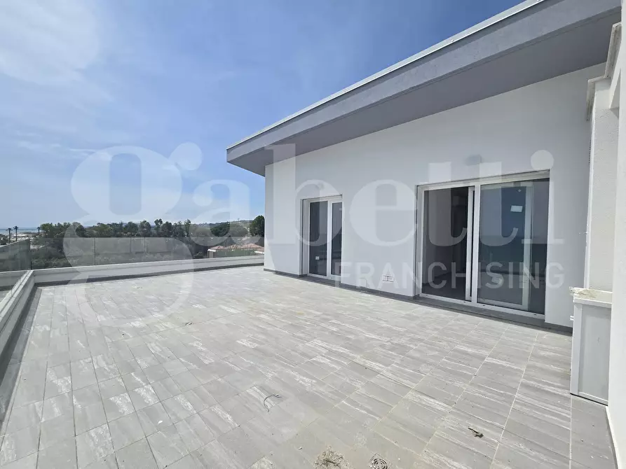 Immagine 12 di Appartamento in vendita  in Via Lungomare Sirena, 618 a Tortoreto