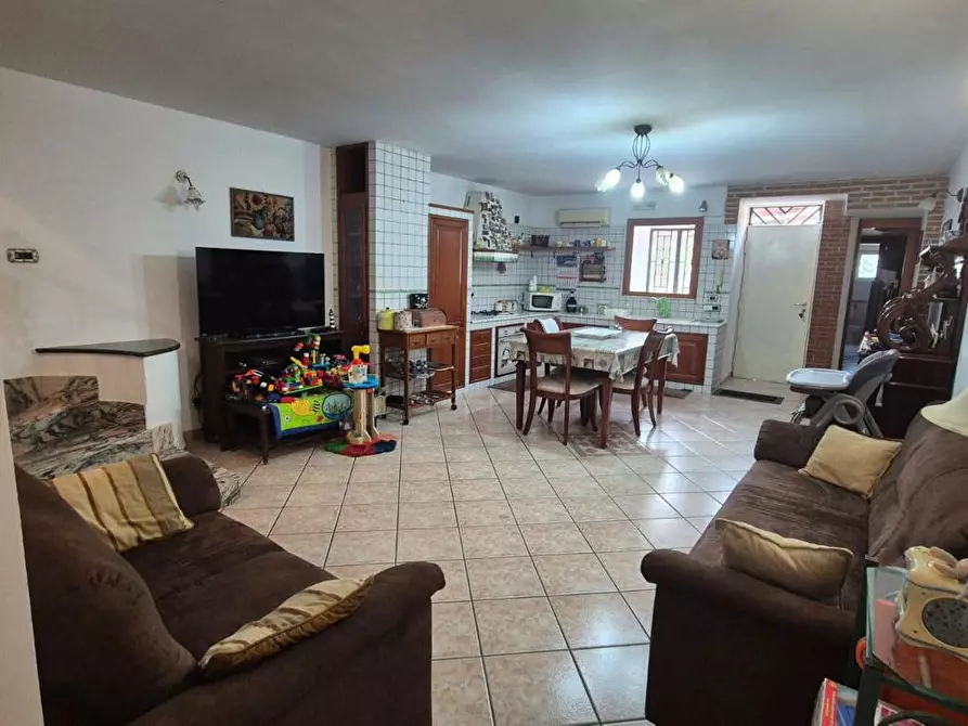 Immagine 21 di Casa indipendente in vendita  in Corso Umberto I, 193 a Torre Annunziata