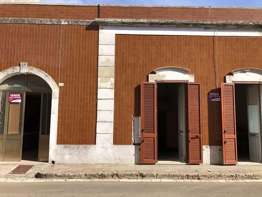 Immagine 3 di Casa indipendente in vendita  in Via Roma a Cannole