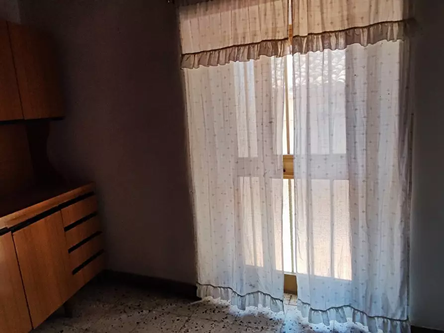 Immagine 10 di Appartamento in vendita  in Via FONTANA, 54/56 a Girifalco