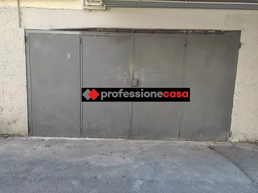 Immagine 2 di Box auto in vendita  in Via MUZIO PANSA, 5 a Chieti