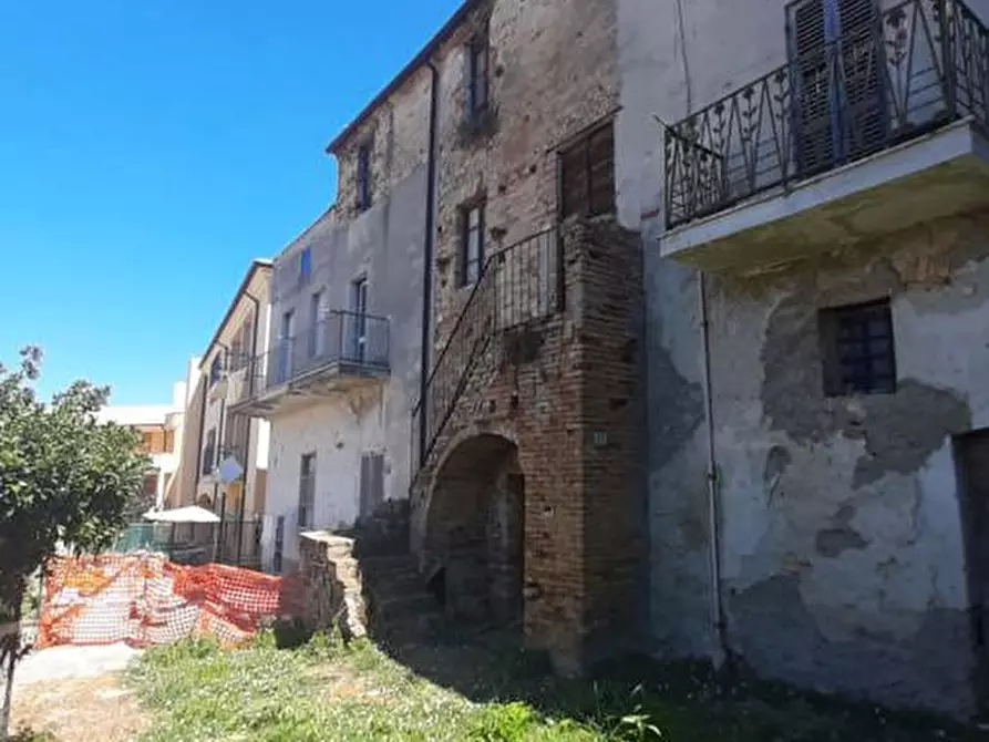Immagine 2 di Appartamento in vendita  in Via Anfiteatro, 25 a Mosciano Sant'angelo