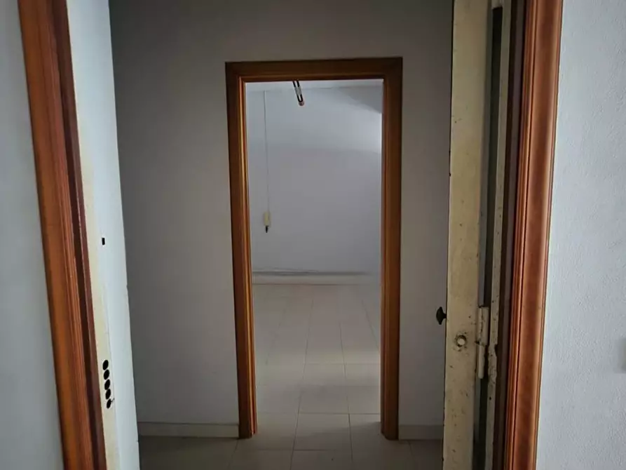 Immagine 13 di Negozio in vendita  in Via Vesuvio, 195 a Trecase