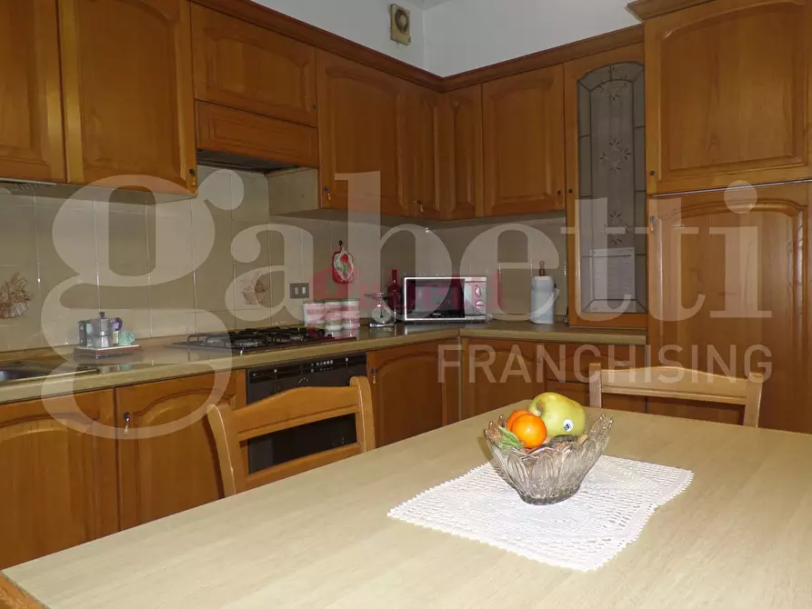 Immagine 9 di Casa bifamiliare in vendita  in Via Cilea, 8 a Bondeno
