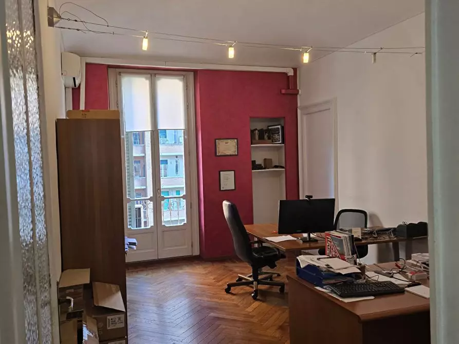 Immagine 25 di Ufficio in affitto  in Corso Vinzaglio, 12 a Torino