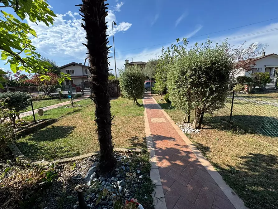 Immagine 2 di Villetta a schiera in vendita  in Via europa, 36 a Cazzago San Martino