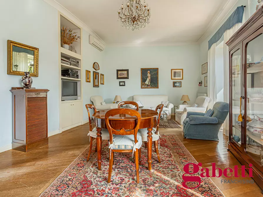 Immagine 3 di Appartamento in vendita  in Via Torquato Tasso, 343 a Napoli