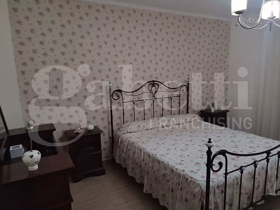 Immagine 6 di Appartamento in vendita  in Piazza SANDRO PERTINI, 5 a Taranto