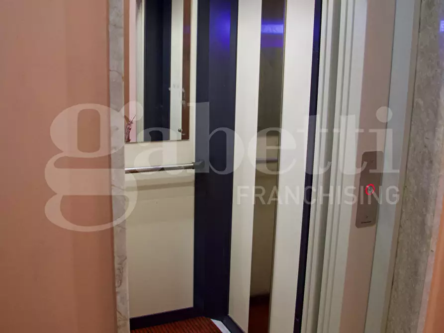 Immagine 23 di Appartamento in vendita  in Via Mollica, 51 a Aci Castello