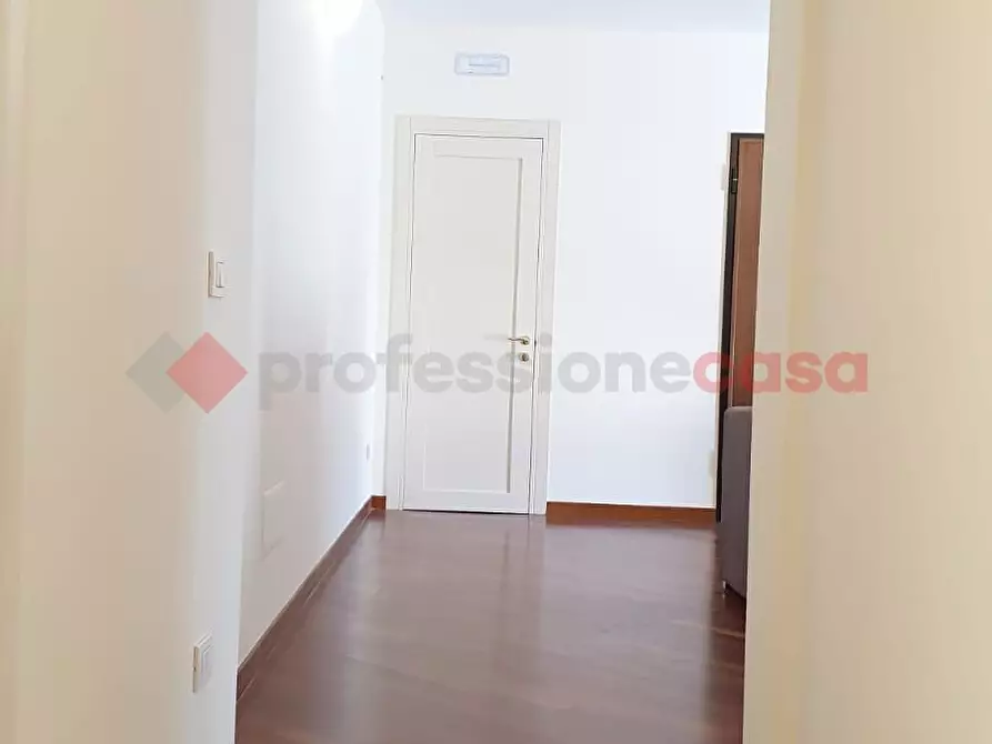 Immagine 4 di Appartamento in vendita  in Via ANGIULLI a Bari