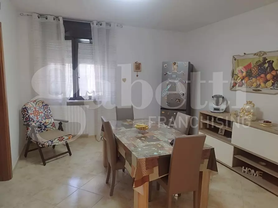 Immagine 4 di Appartamento in vendita  in Piazza SANDRO PERTINI, 5 a Taranto