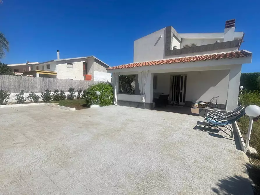Immagine 5 di Villa in vendita  in Via arenella, 0 a Siracusa