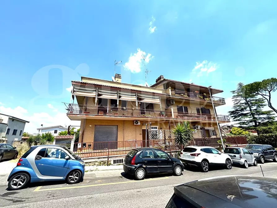 Immagine 2 di Appartamento in vendita  in Via Civitacampomarano, 68 a Roma