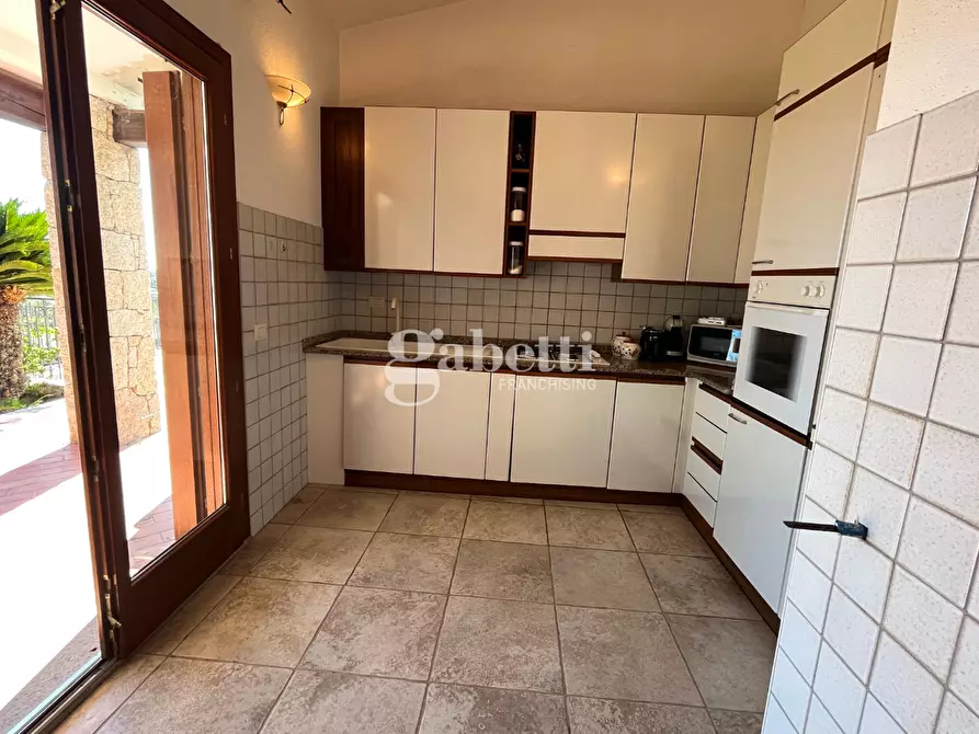 Immagine 7 di Villa in vendita  in Via Diomede, 13 a Budoni