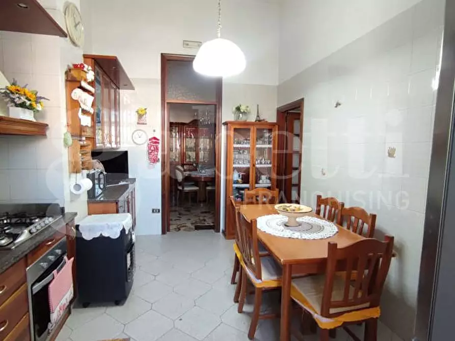 Immagine 12 di Appartamento in vendita  in Corso Umberto I, 178 a Torre Annunziata