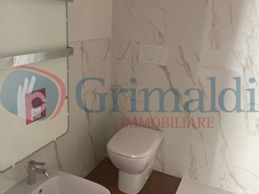 Immagine 18 di Appartamento in vendita  in Piazza attias a Livorno