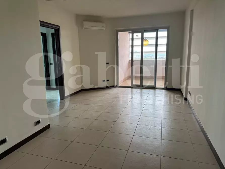 Immagine 2 di Ufficio in vendita  in Via Ufente, 20 a Latina