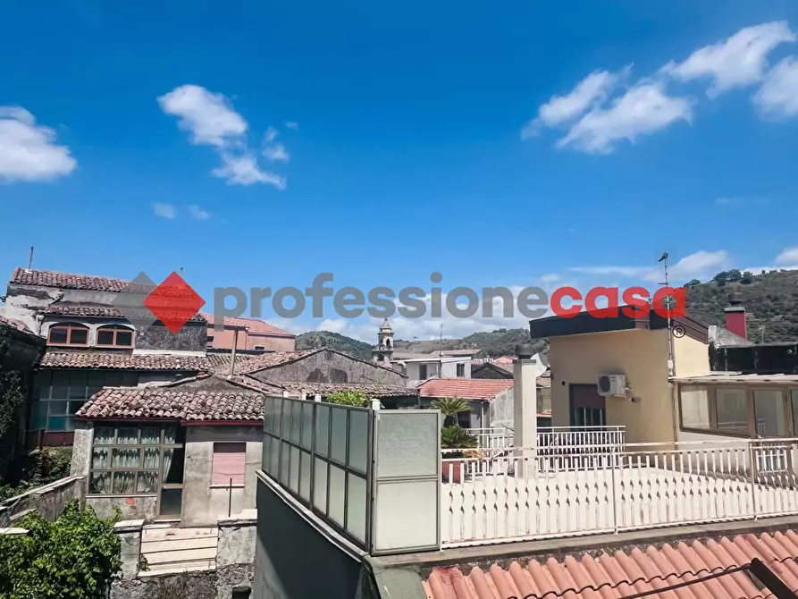 Immagine 1 di Appartamento in vendita  in Via Del Fondaco, 5 a Linguaglossa