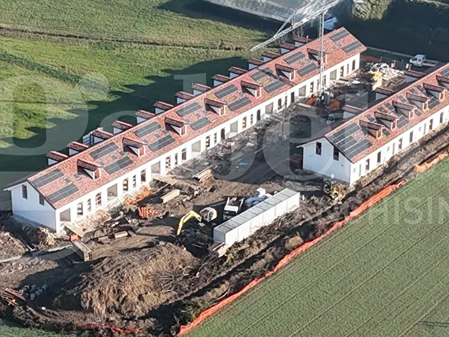 Immagine 2 di Villa in vendita  in Via STUPINIGI, 45/20 a Vinovo