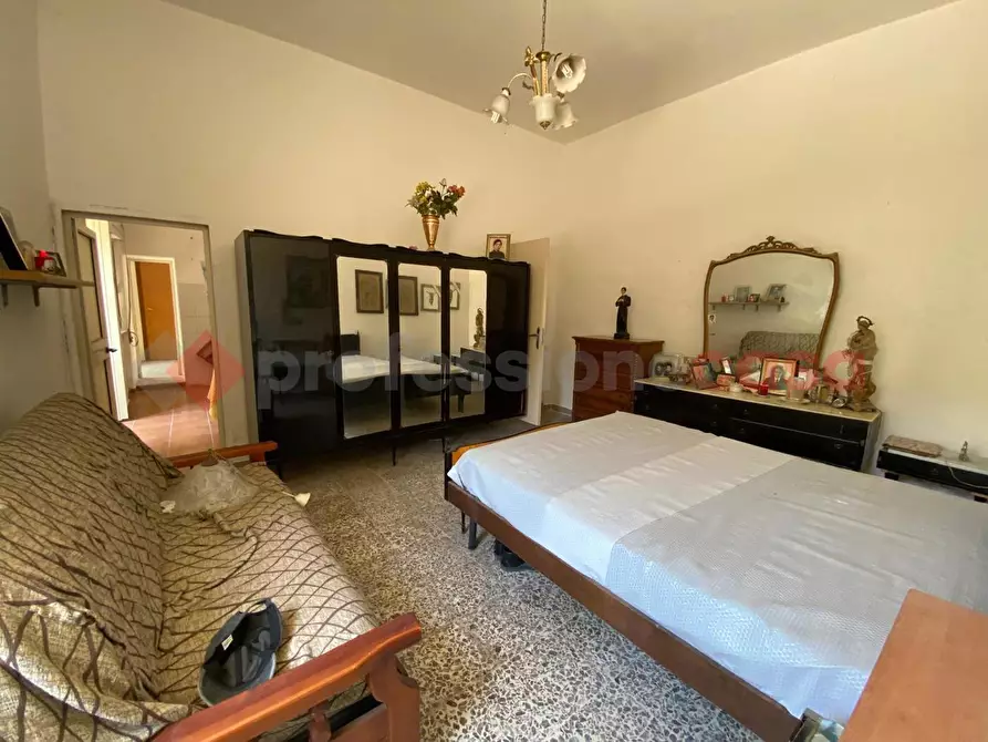 Immagine 8 di Casa indipendente in vendita  in Via Salerno, snc a Mondragone