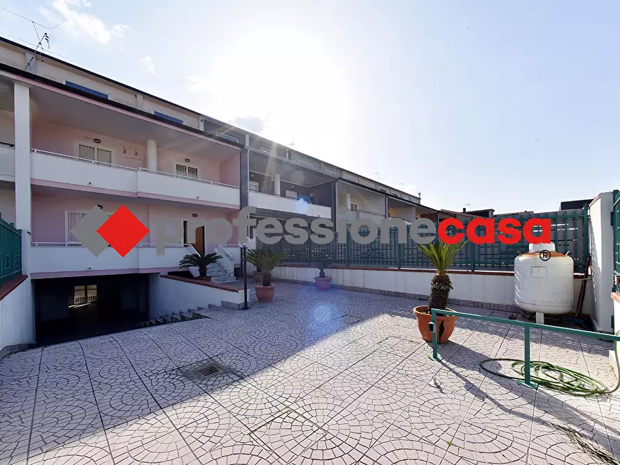Immagine 5 di Villetta a schiera in vendita  in Via Ugo Foscolo, 36 a Santa Maria Capua Vetere