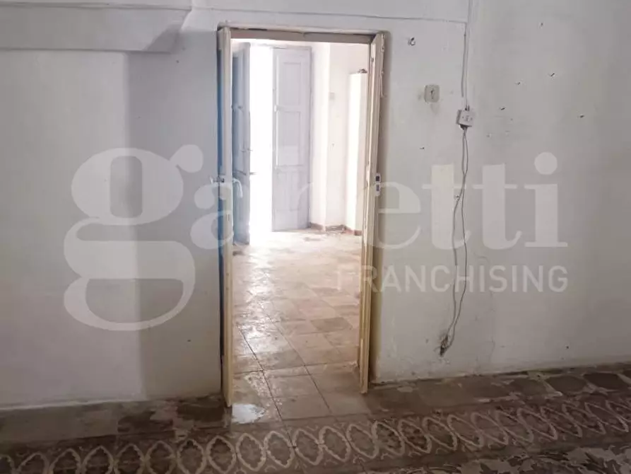 Immagine 5 di Appartamento in vendita  in Via QUINTINO SELLA, 79 a Crispiano