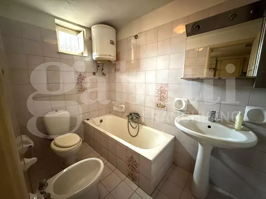 Immagine 21 di Palazzo in vendita  in Via Cesare Abba, 60 a Catania