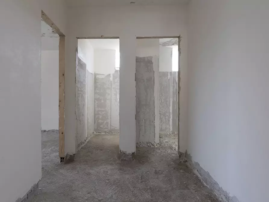 Immagine 5 di Appartamento in vendita  in Via San Michele, 60 a Napoli