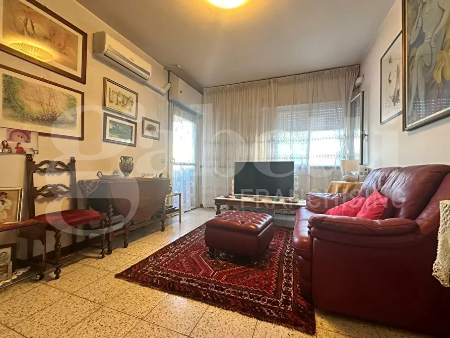 Immagine 6 di Appartamento in vendita  in Via michele saponaro, 26 a Roma