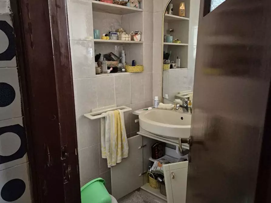 Immagine 31 di Appartamento in vendita  in Corso Vittorio Emanuele III, 374 a Torre Annunziata