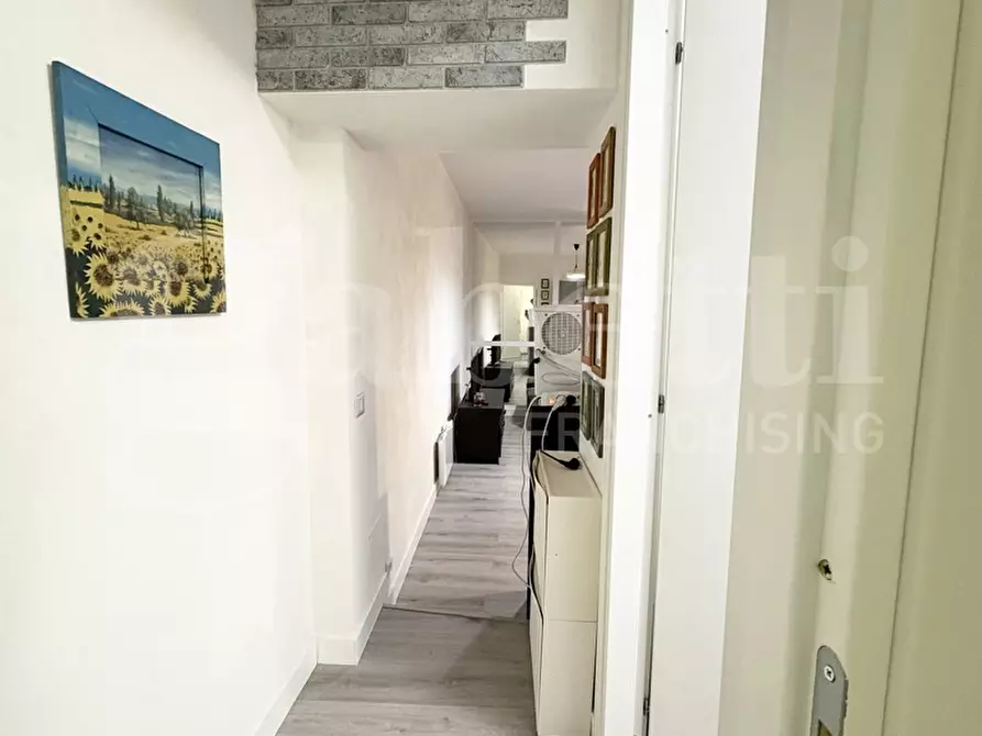 Immagine 15 di Appartamento in vendita  in Piazza San Gioacchino, 8 a Colleferro