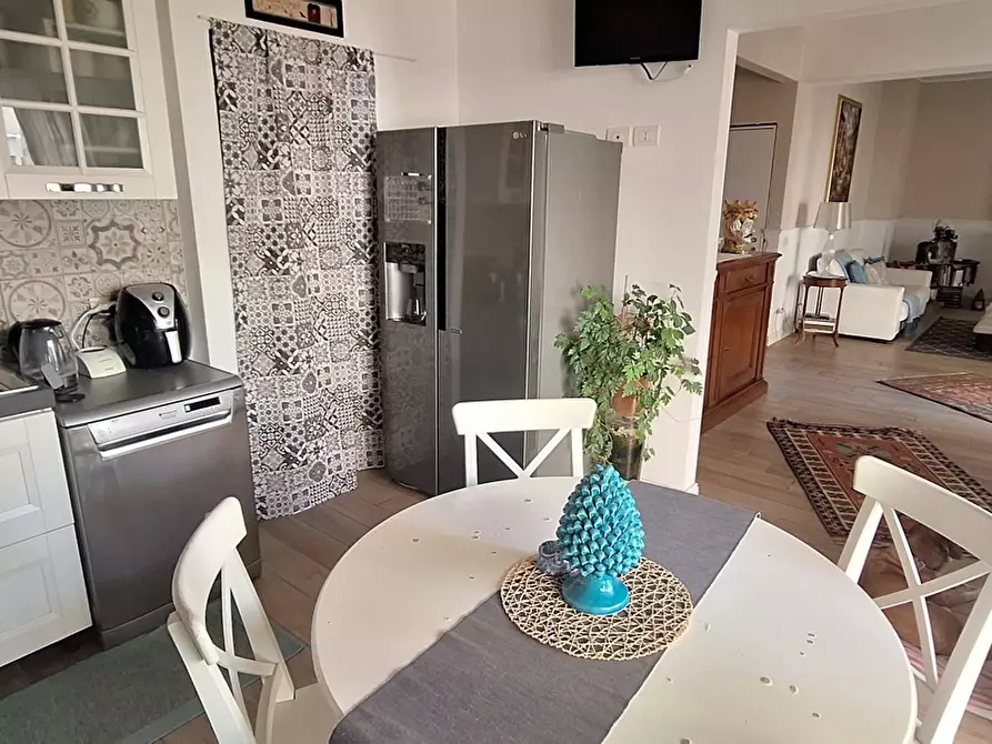 Immagine 8 di Appartamento in vendita  in Via dei Fiori, 1 a Messina