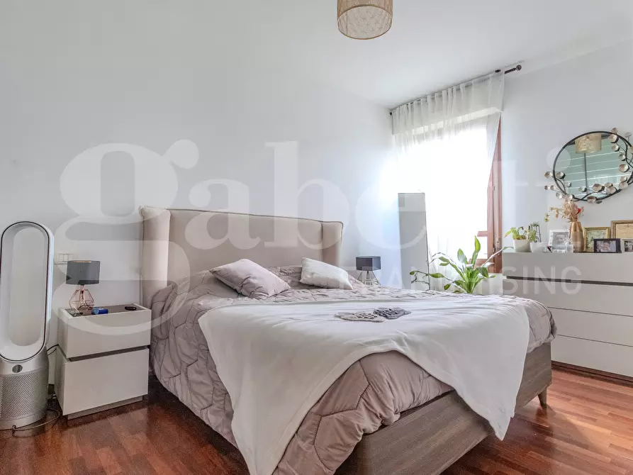 Immagine 8 di Appartamento in vendita  in Via della Costituzione, 17 a Casalecchio Di Reno